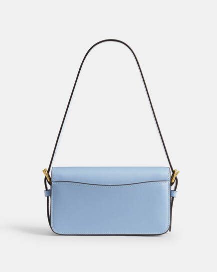 Coach Zoe Shoulder Bag 20 (Light/Pastel Blue)